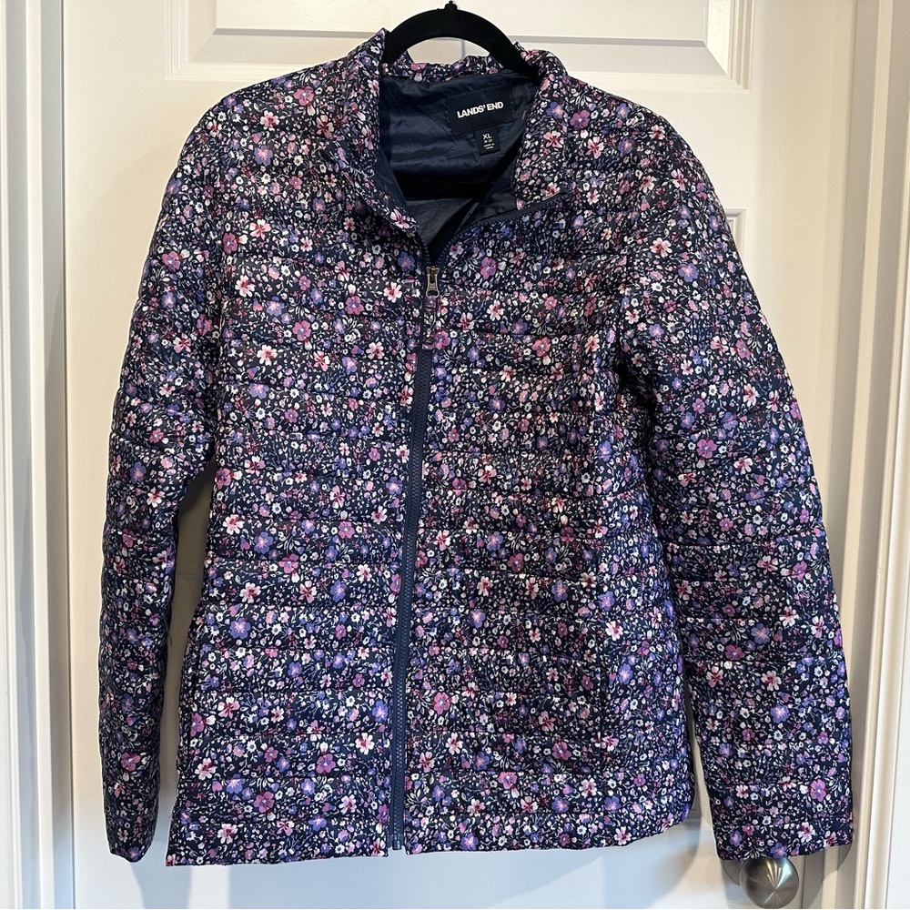 Lands’ End Girls XL (18–20) Floral PrimaLoft Puffer Coat – EUC